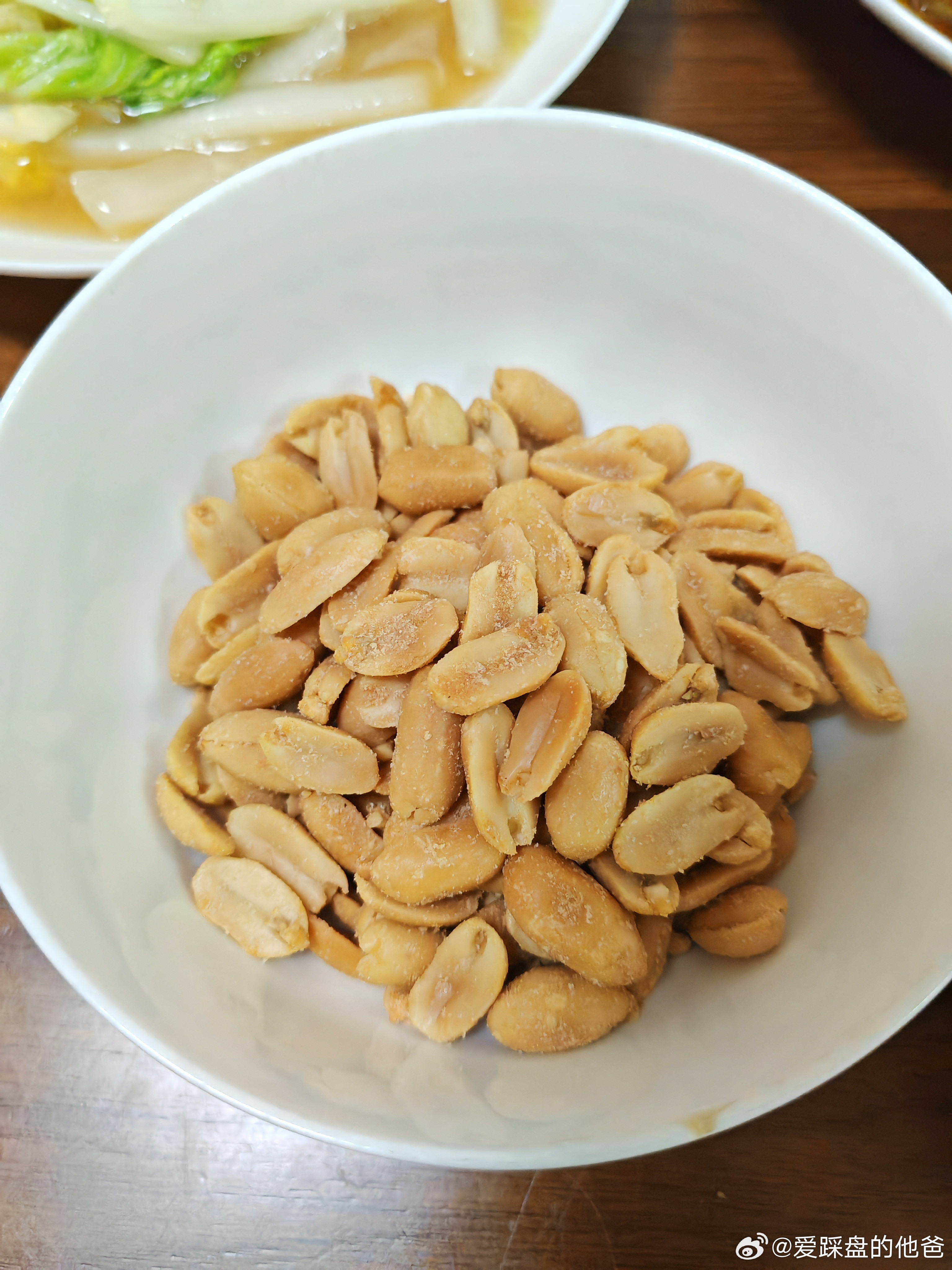 两个人，四个菜，开饭！