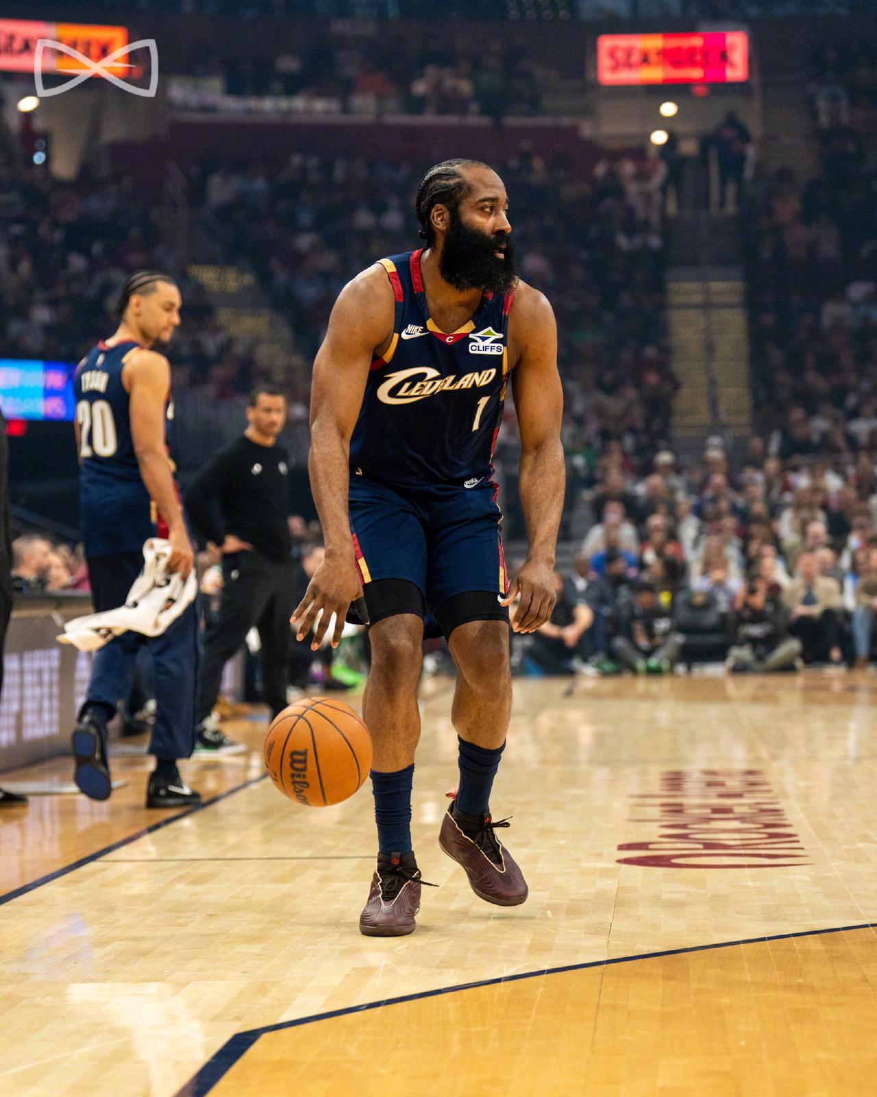 我真是太明智了！骑士和凯尔特人的比赛时间太早了，凌晨一点多的比赛，太考验人了，