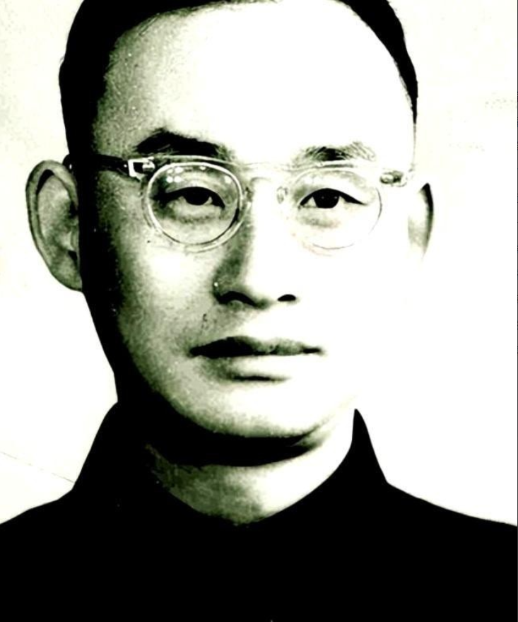 1983年，加拿大数学家孟德尔松应邀赴华讲学，不料他刚踏上中国土地就发出疑问：“