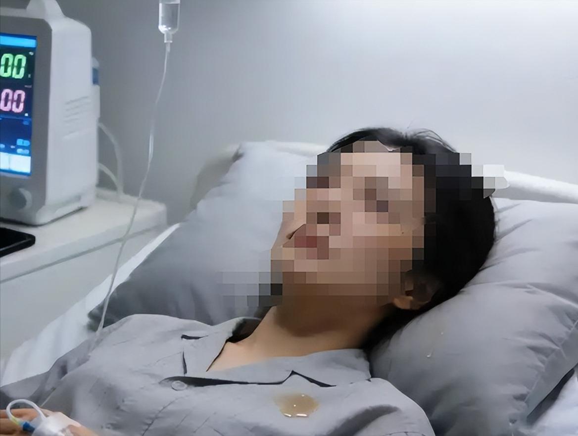 炸裂！柳州男子看上火辣女同事，离婚后便和其同居，却又偷偷和前妻私会，之后又复婚。