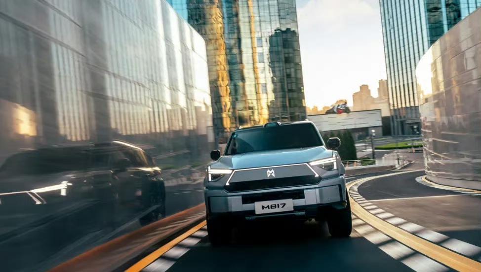 猛士M8171月销量1008辆猛士M8172月销量1033辆猛士M817