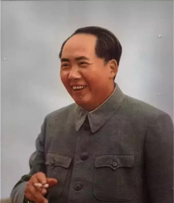 陈云在回答外国记者时说：功过是非，需要时间的检验，不要过于武断，人云亦云！毛主席