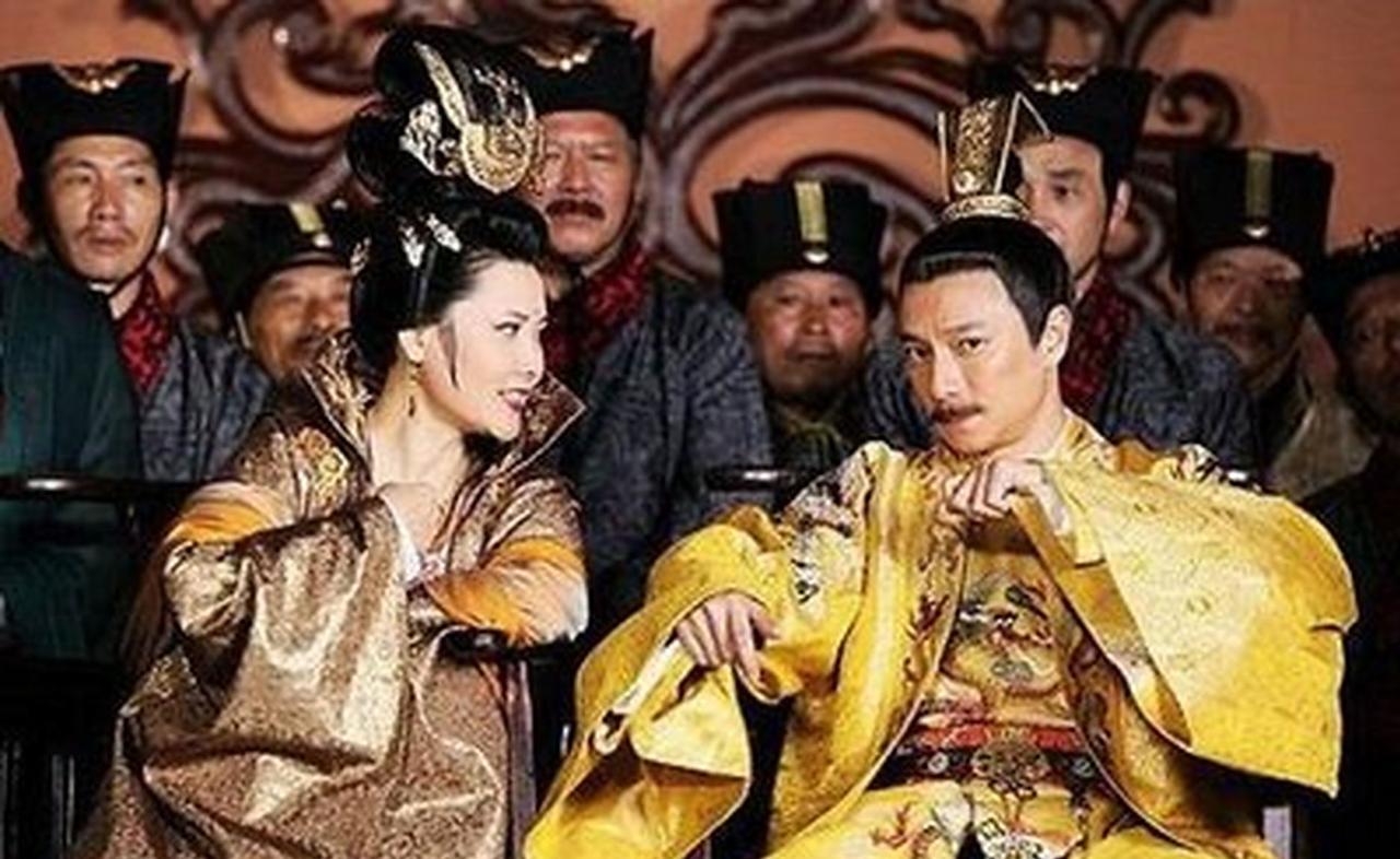 710年的一天，韦后正在寝宫准备休息，李隆基带兵闯入。韦后怒吼：“大胆逆子！”