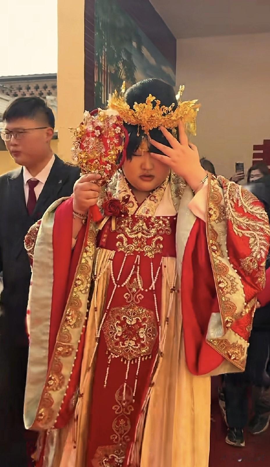 大衣哥朱之文女儿朱雪梅出嫁啦！2026年2月13日（农历腊月廿六），山东菏泽单