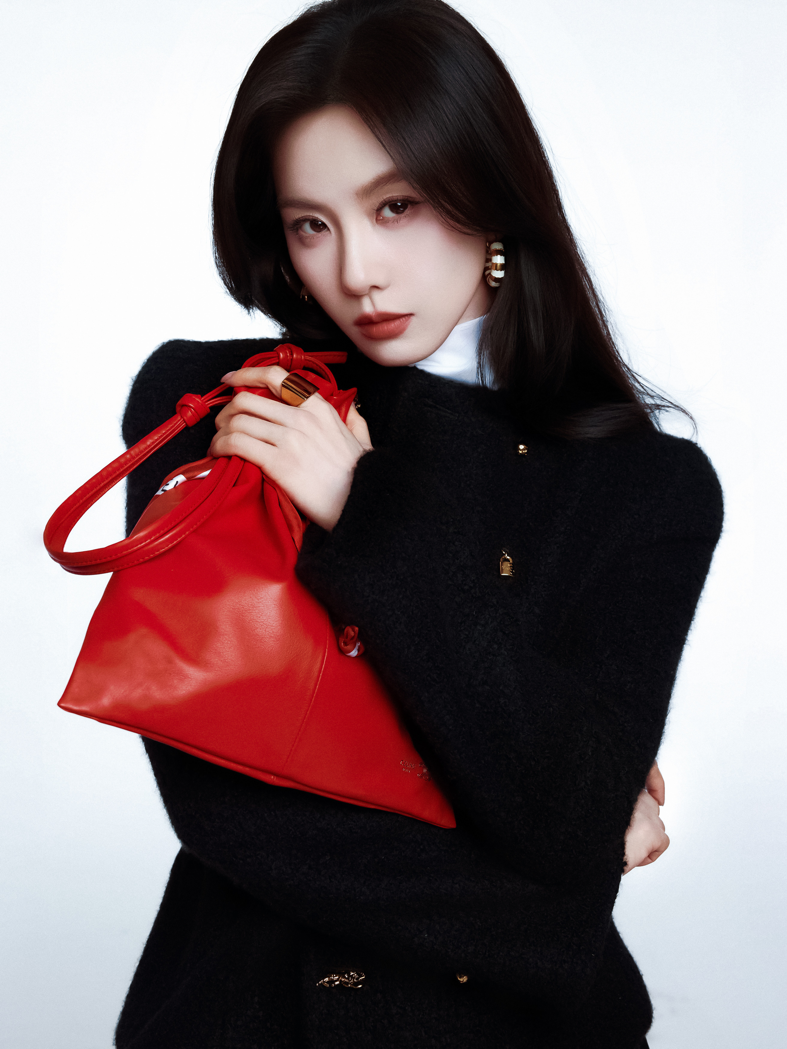 完全官方地广水平！真巨星刘诗诗就这么随意拍出了别人梦寐以求的高级感