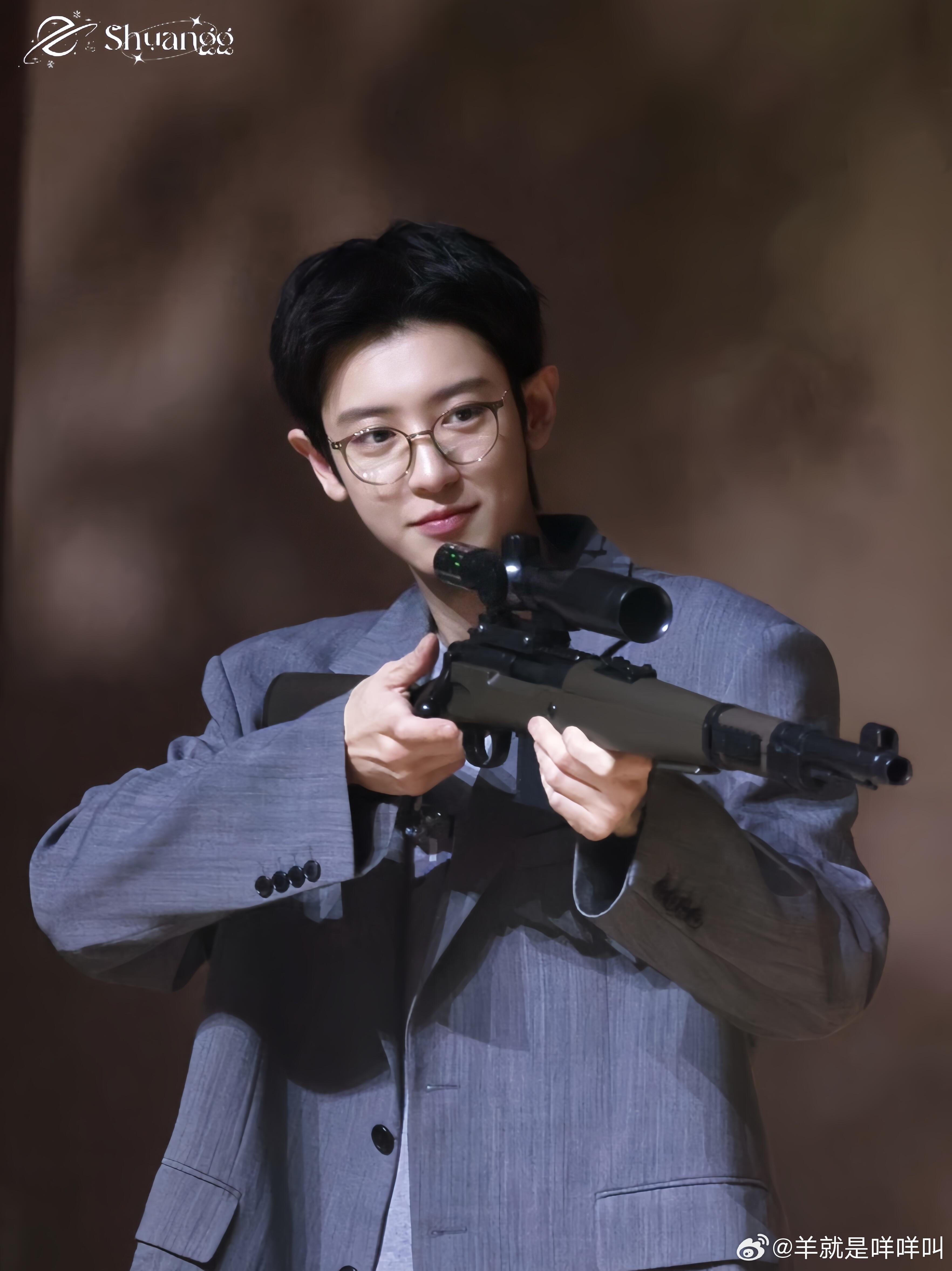 不刚相信…这竟然是25年11月26日的朴灿烈