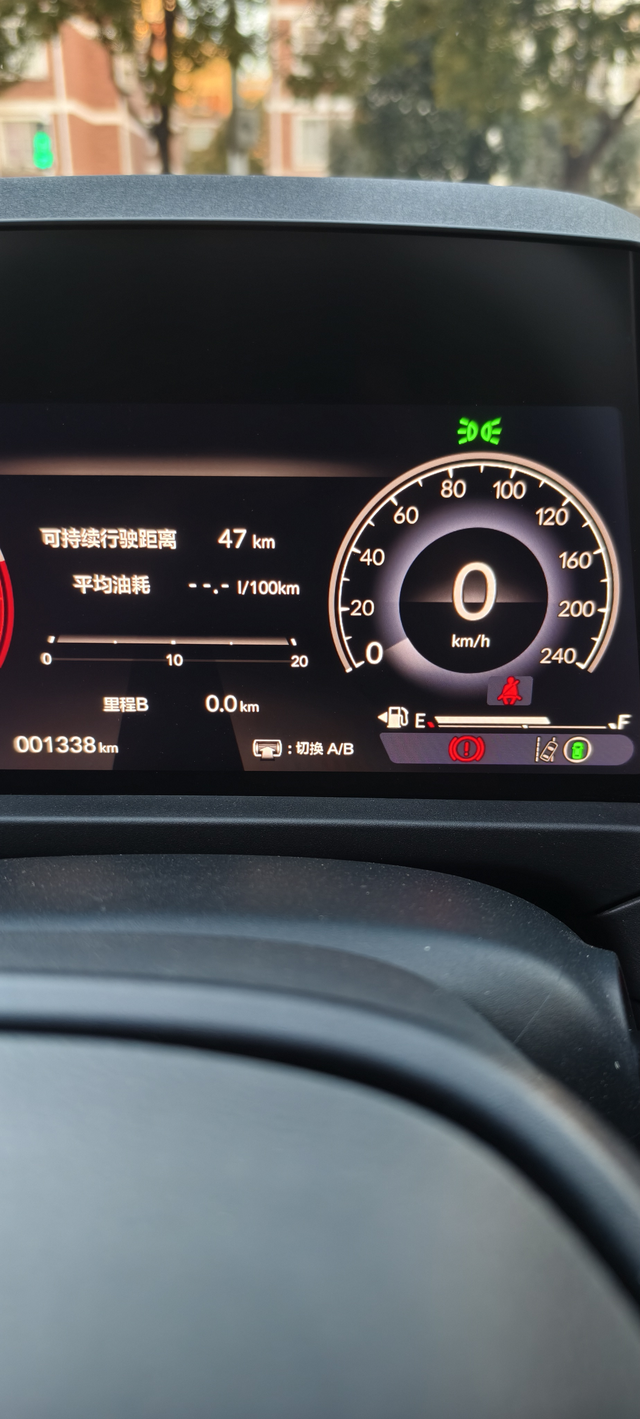 哪里坏了加了油了，可行驶距离还是没变