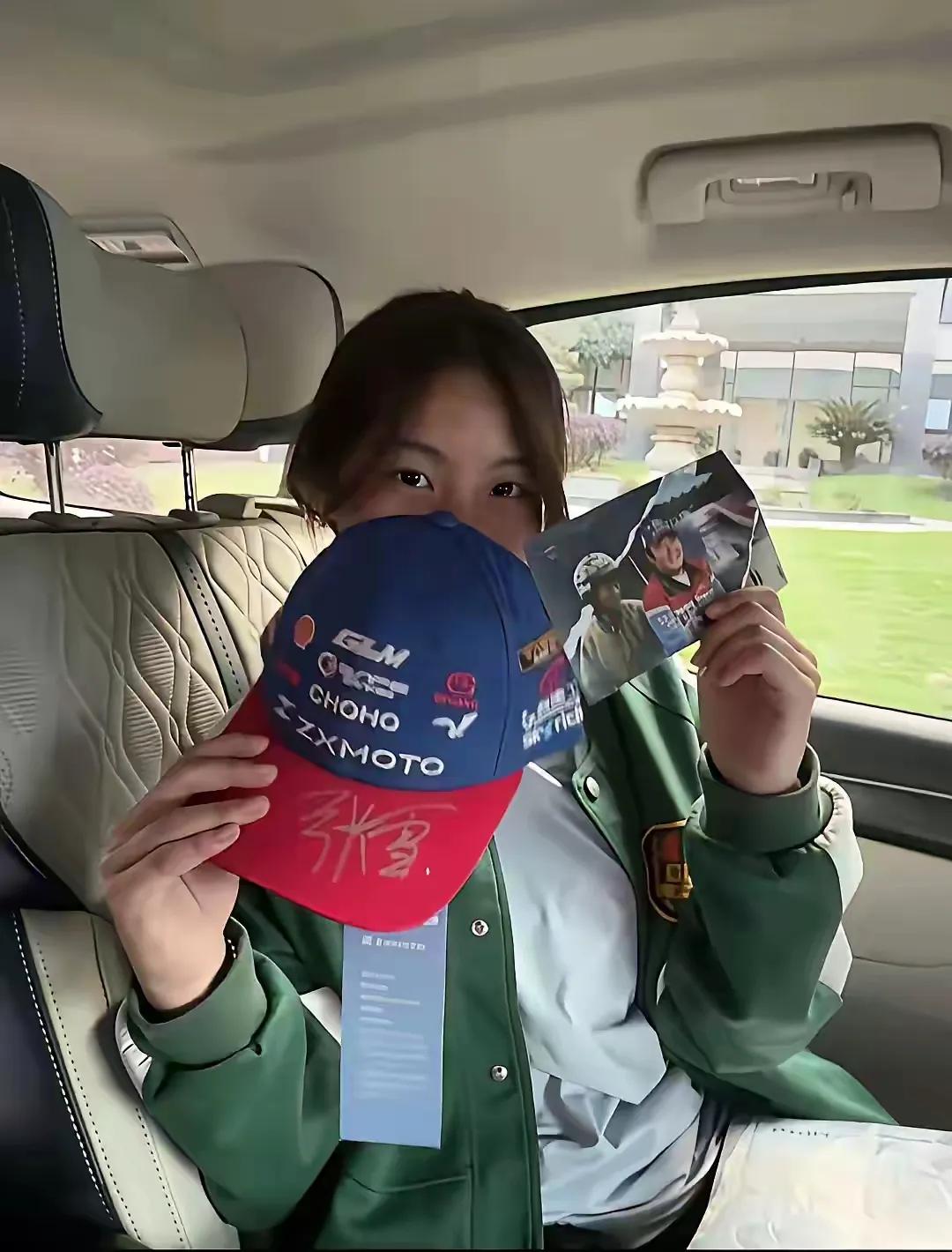 张雪儿子比父亲情商高，女同学想见张雪本人他直接带到家里面拜访张擎天这次的情商