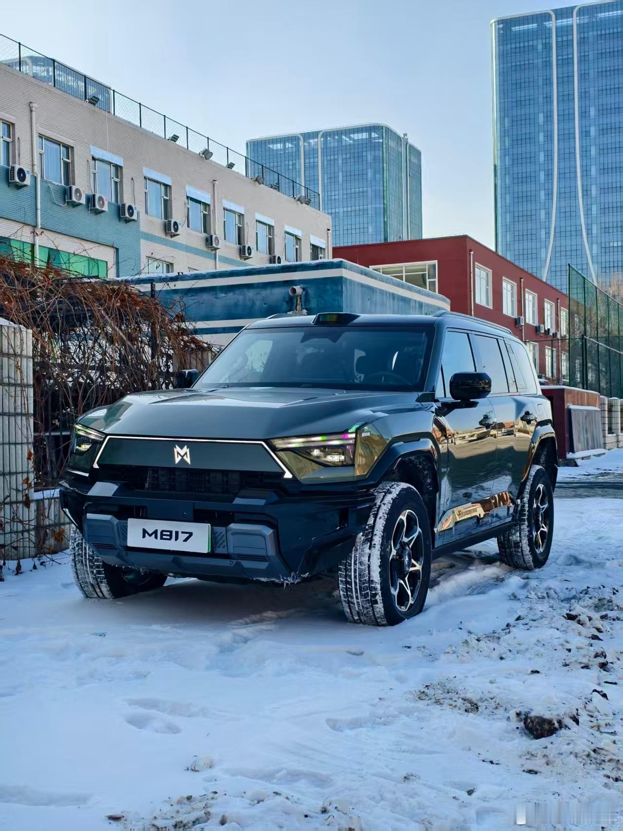 到东北啦给大家介绍下这趟旅程的新搭子华系智能越野车猛士M817我和汽车的日常华为