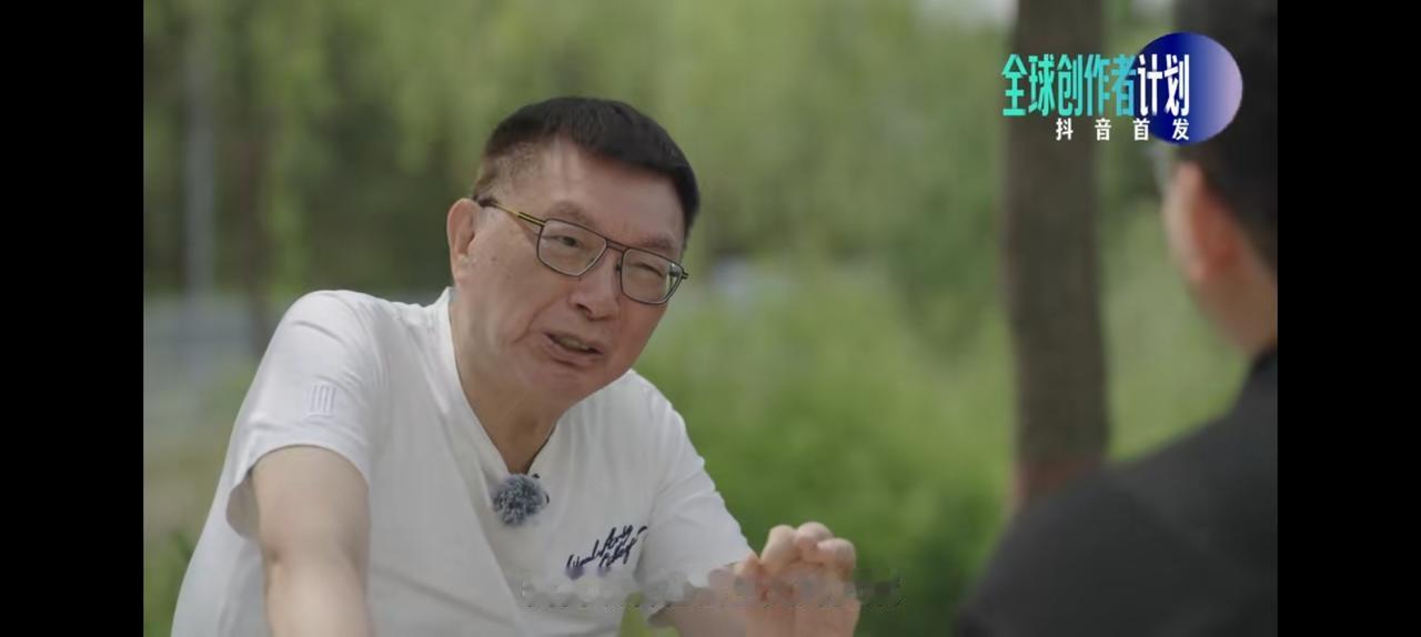 台湾第一人，苑举正教授走进毛乌素沙漠。他不是捞钱也不是带货，而是真切感受社会主