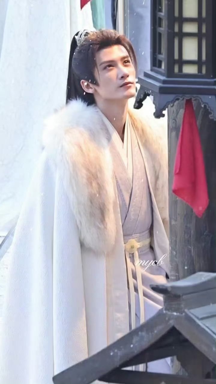 檀健次何不同舟渡白衣高马尾路透谁懂！这一幕我能一直看一直看👀，满眼宠溺+一脸