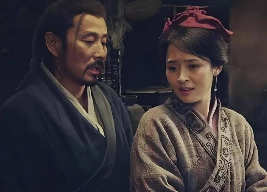 刘邦的六个女人和八个儿子：刘邦的第一个女人是曹氏。曹氏为刘邦生下了刘肥，但是曹