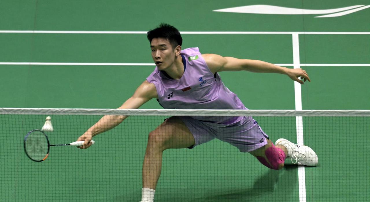 2025香港羽毛球公开赛，李诗沣22-20、14-21、22-20胜马拉西亚梁