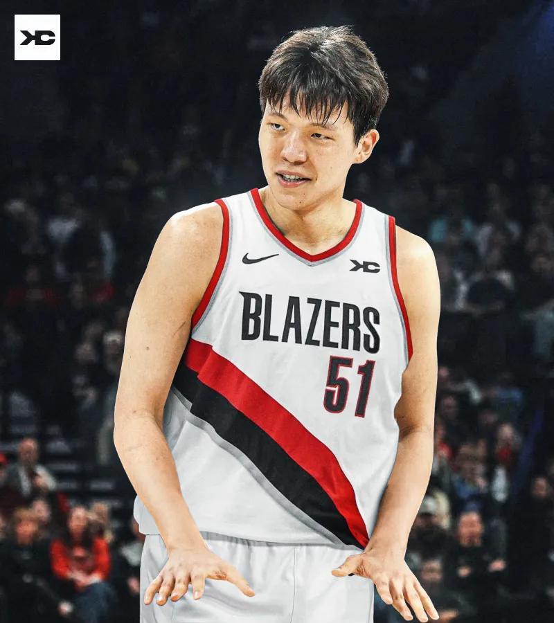 更强壮版本申京！开拓者队记把杨瀚森比作是更加强壮版本的申京。两人的打法确实有
