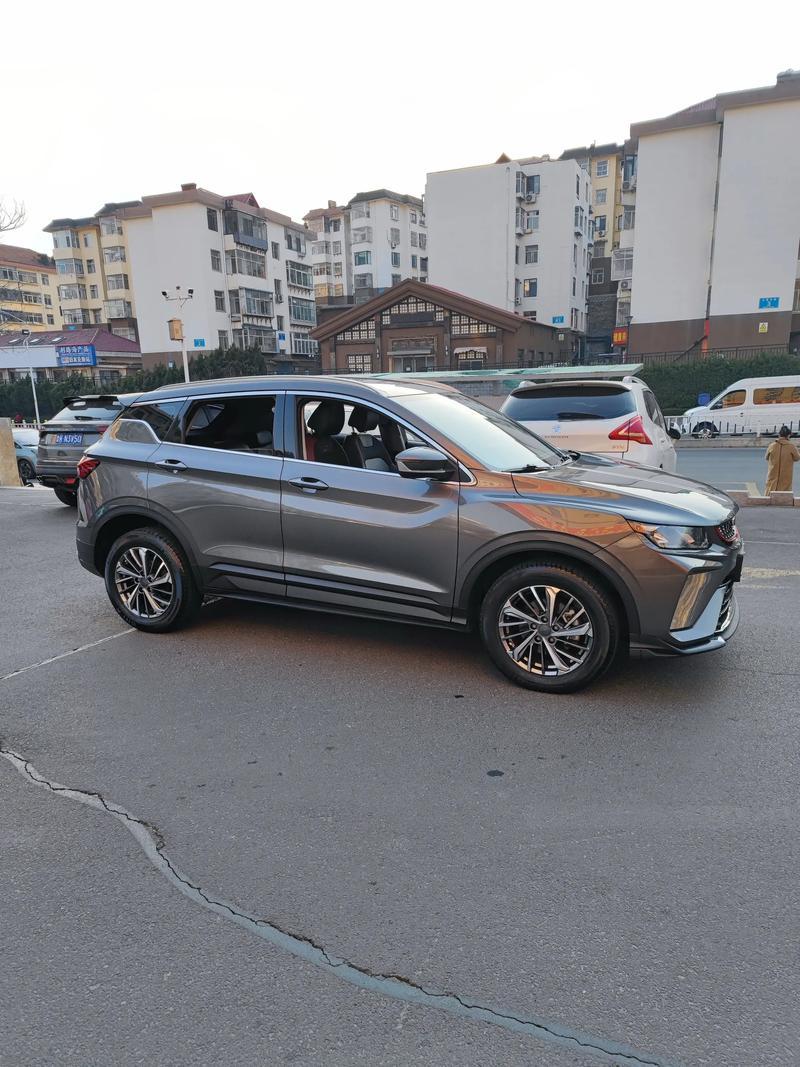 4月汽车销售前十仅剩一款油车，美以打伊朗推高能源价格助推油车加速离场。在今年一