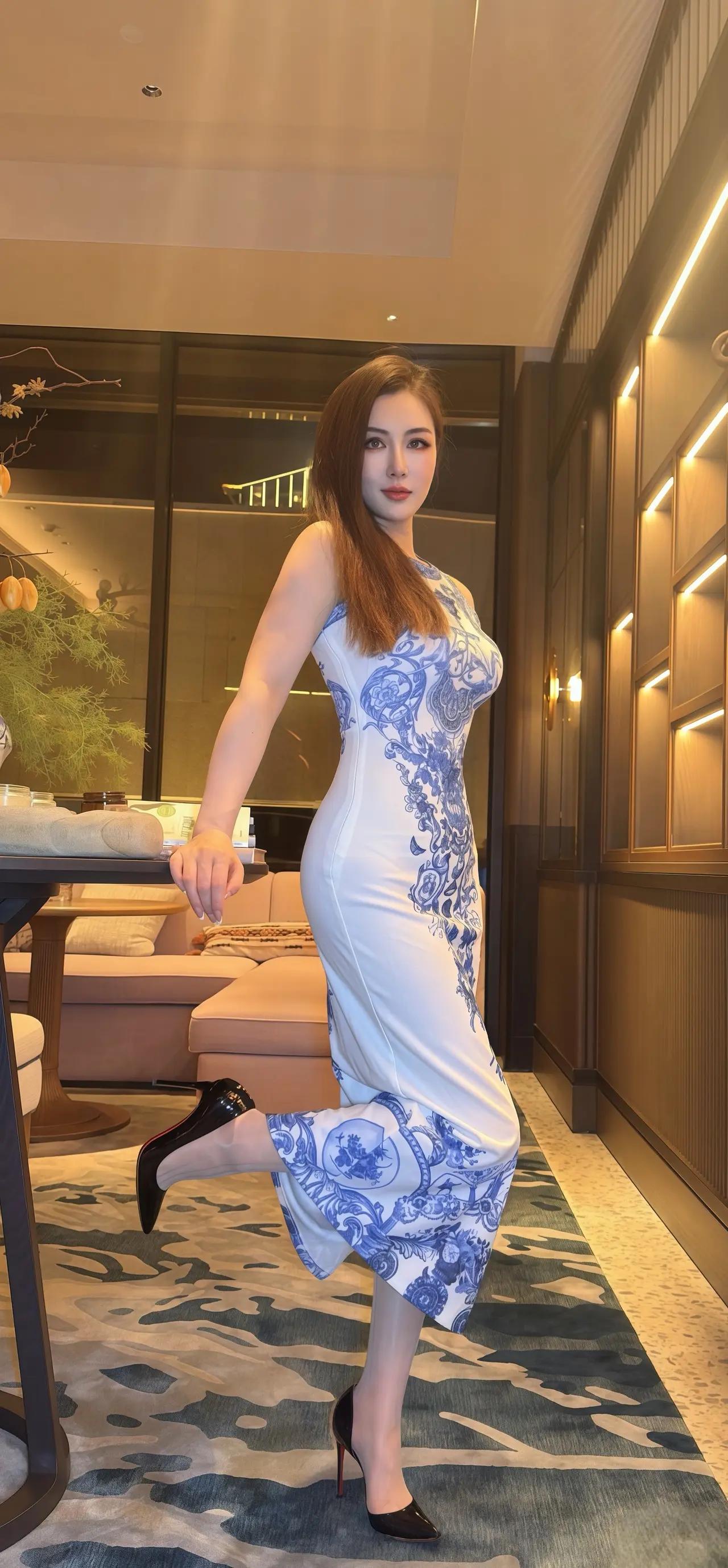 这身材的线条绝美，美的毫无瑕疵！