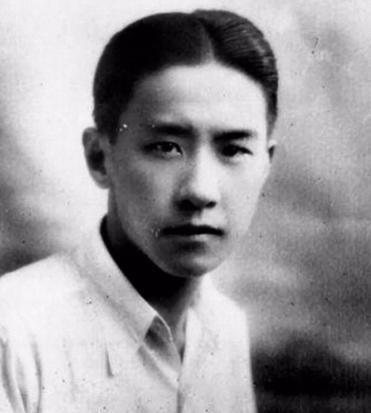 1907年，72岁慈禧看上袁世凯的17岁儿子袁克文。她问袁世凯愿不愿意把儿子留给
