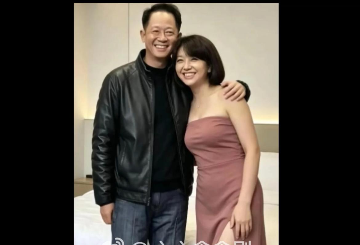 江珊年轻时的颜值到底有多绝？江珊年轻时真的是被低估的美人胚子，她的美不是那种