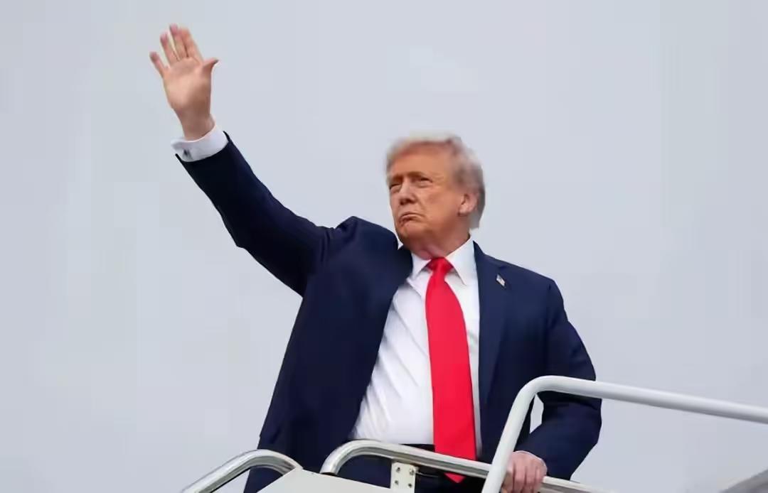 真是“赔了夫人又折兵”，全世界都认为特朗普输了！ 虽然中美贸易战的休战协议是