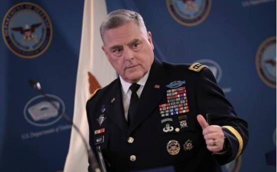 美专家放言：“一旦中国收复台湾，可冻结中国在海外的3.4万亿美元资产。”但中国手