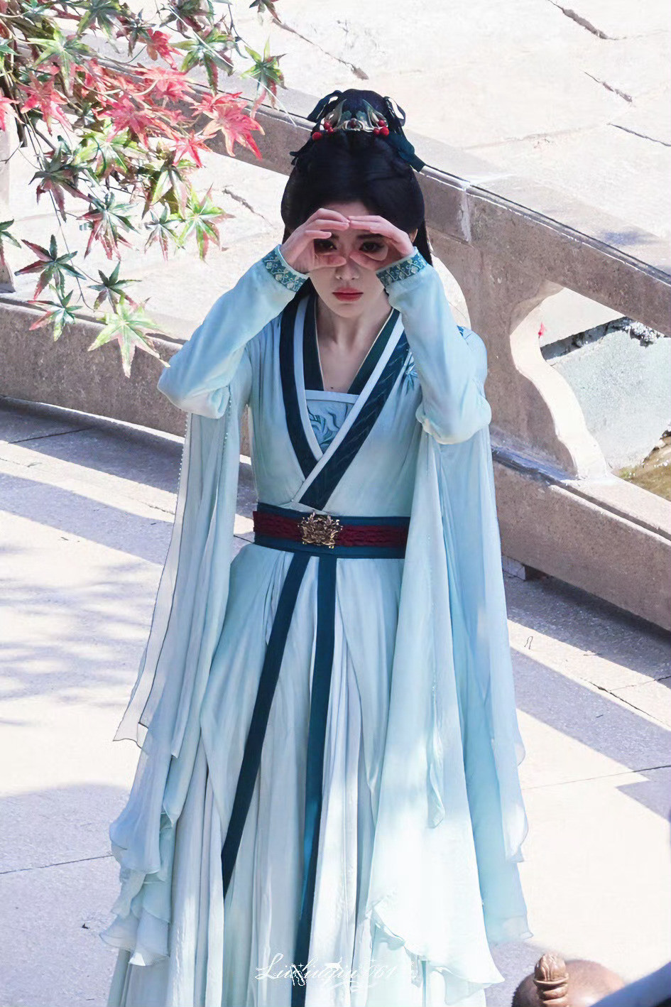 把手圈起来只看姜黎非喜欢的鞠婧祎姜黎非
