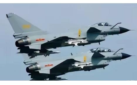 中国通告全球!10月26日,中国军方通告全球:东部战区空军多支编队赴台岛周边训练
