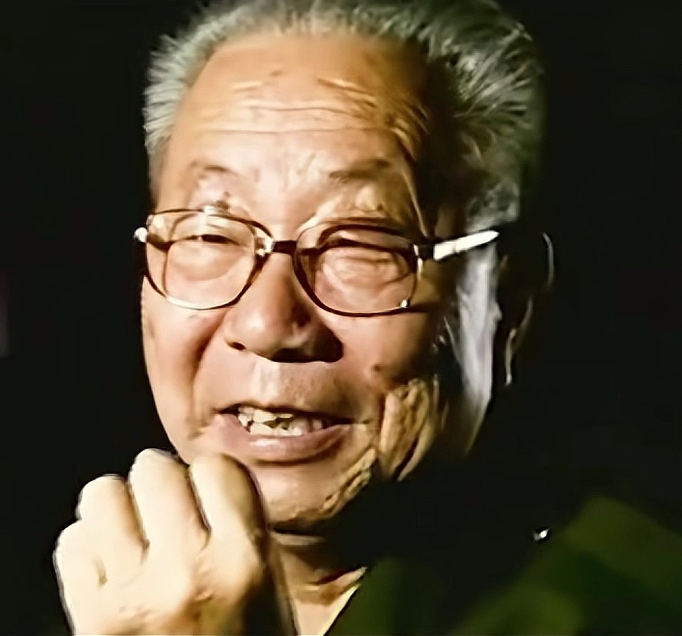 就凭这个大名，不管是阎罗殿里的什么妖魔鬼怪，到了这个村口都得绕着走！张桃芳，被