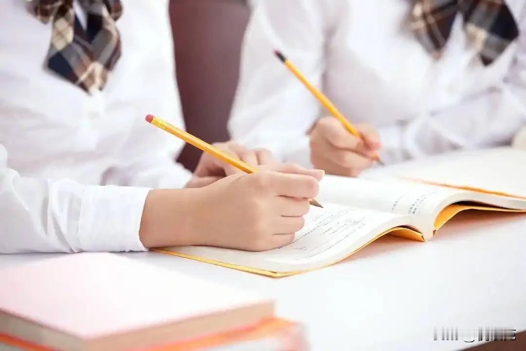 教育部20条“负面清单”刷屏了，但关键从来不是“列出来”，而是“清干净”。清