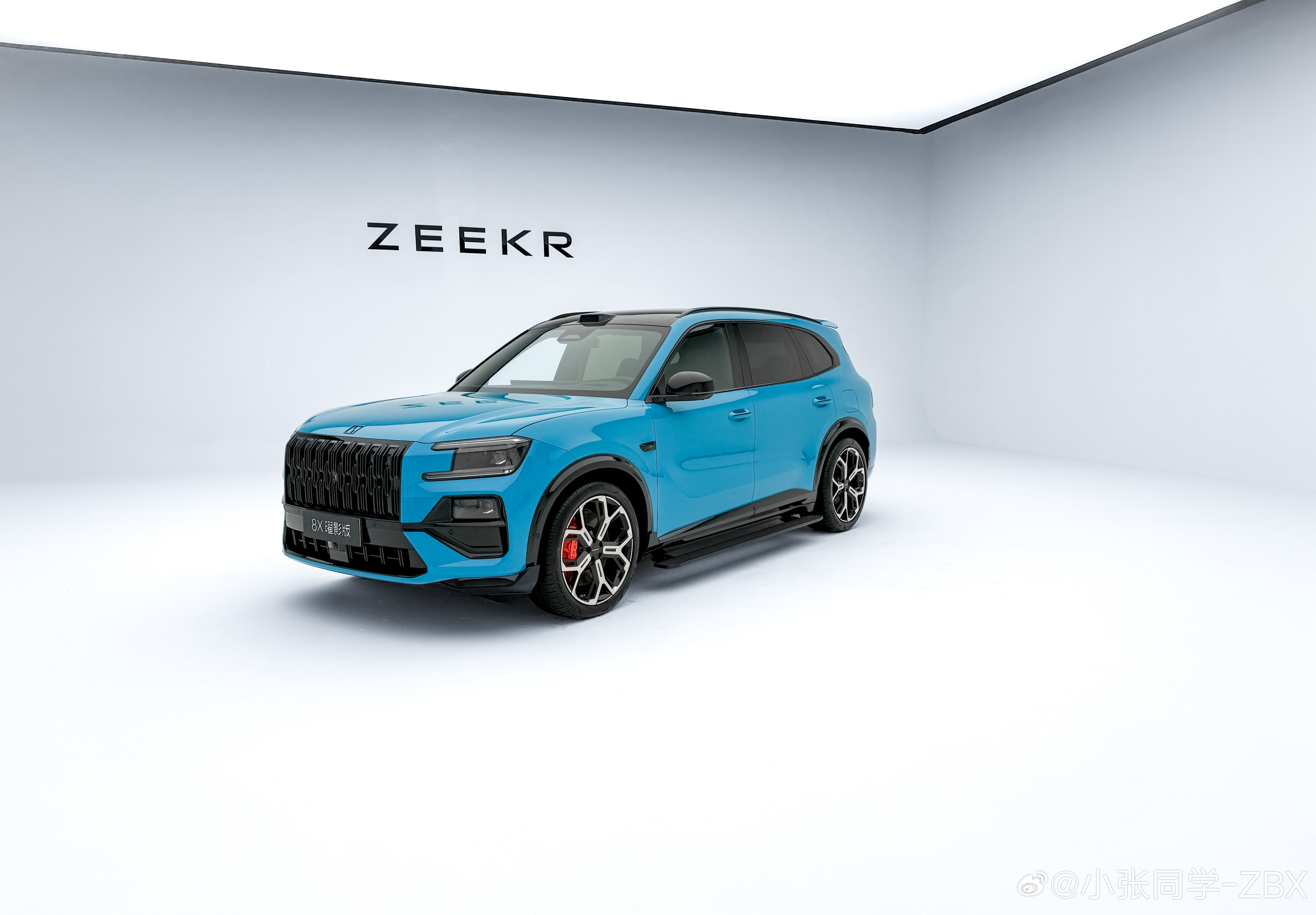 极氪8X预售38分钟破万上市38分钟订单破万，不和别人比，单纯看一个预售价接近3