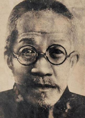 1929年，章太炎到杭州楼外楼吃饭，碰到了蒋介石和宋美龄，双方见了面也不打招呼，