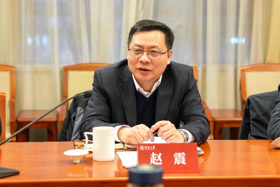 不出意外，上海理工大学的新校长果然是来自上海市教委的赵震副主任！公示期过后，
