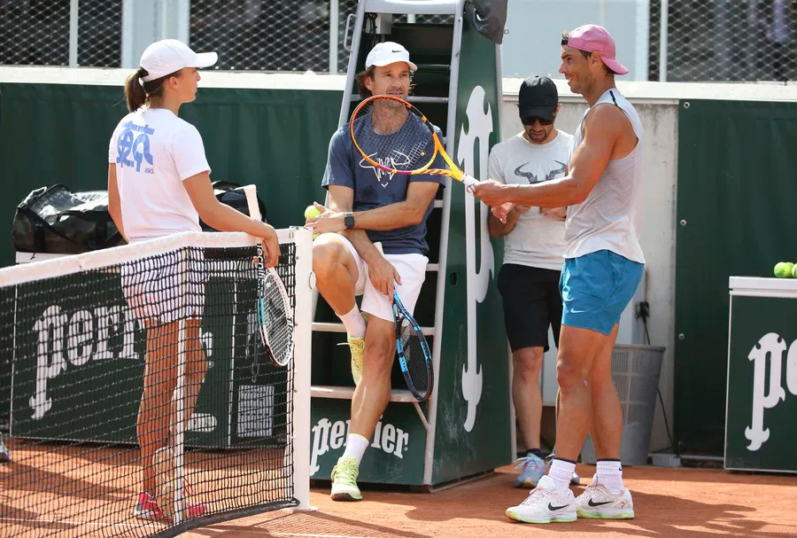 网坛风云Breaking！斯瓦泰克新教练确定斯瓦泰克在ins上宣布，纳达尔的