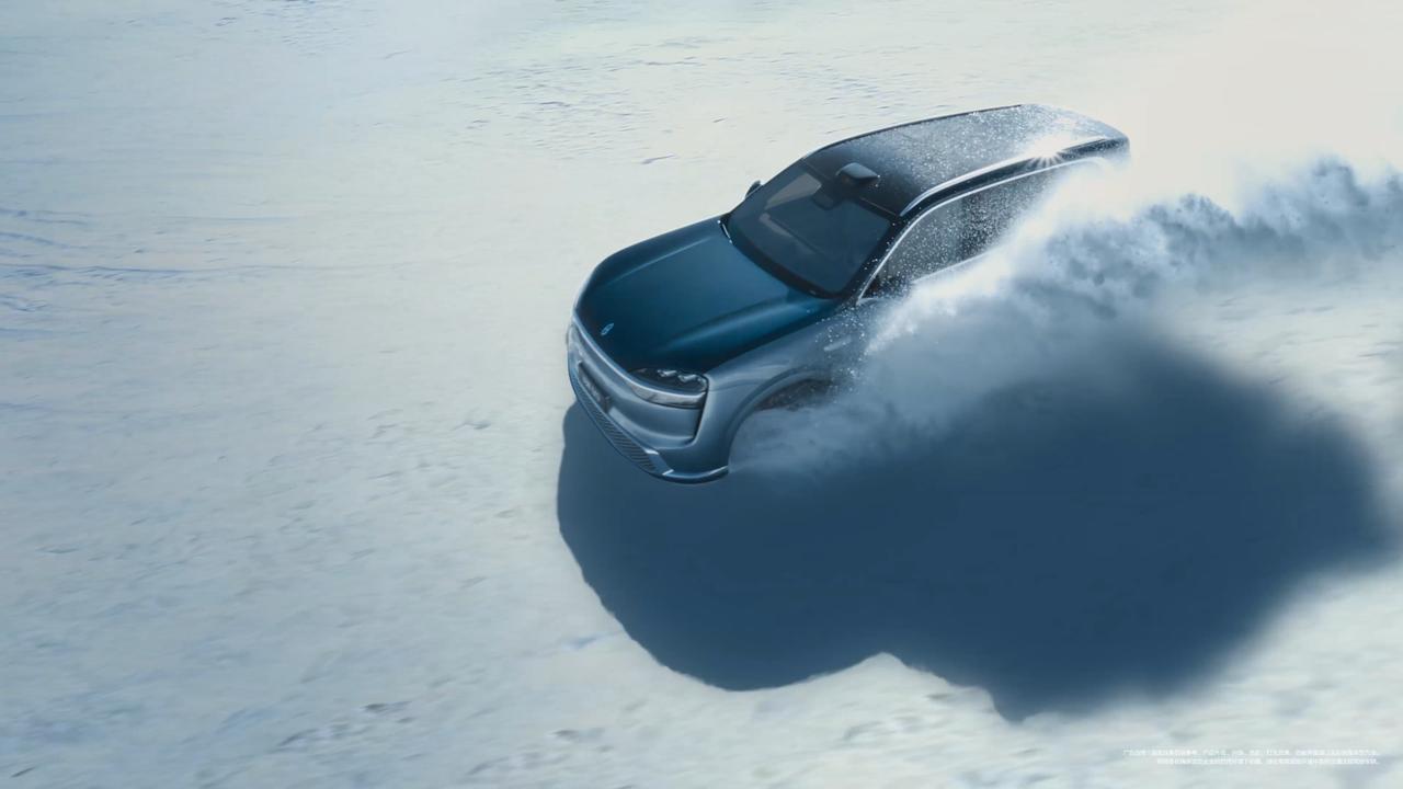 全新一代问界M9推出三款新车色，色彩体系背后的精神表达全新一代问界M9发布大漠