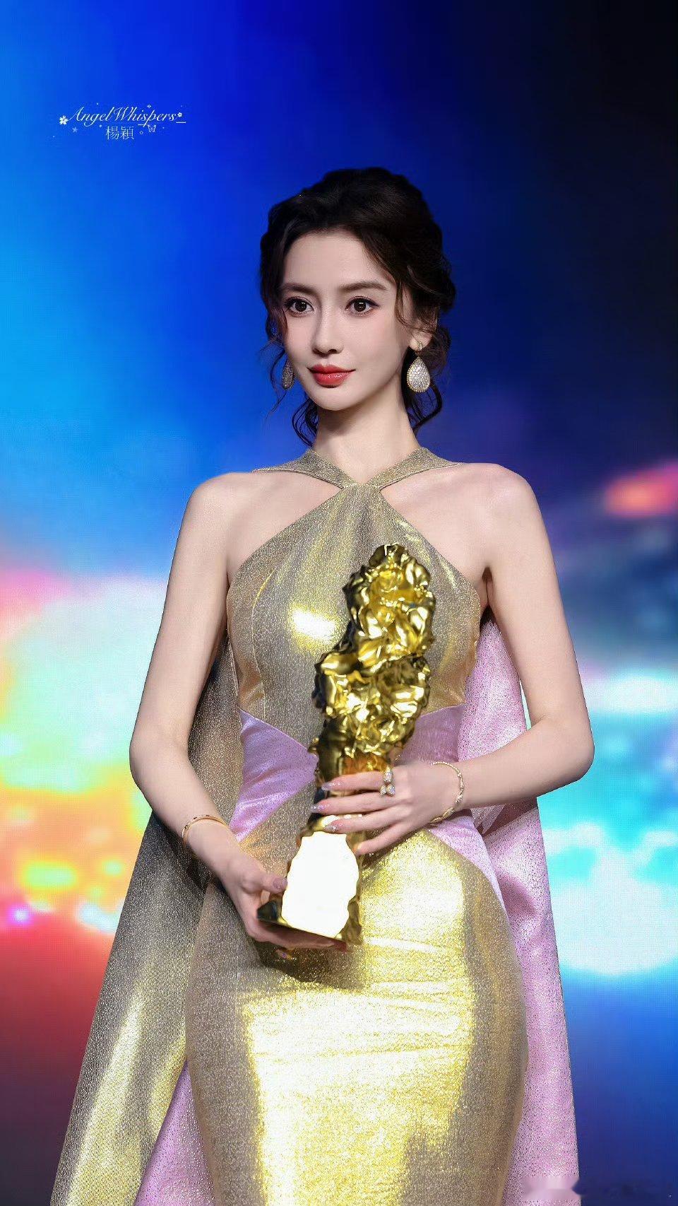 时隔两年angelababy再战红毯，再战也是神！姐权威！