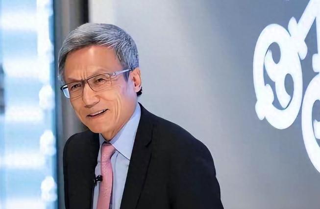 我感觉如果当初决策层相信了许小年，中国很有可能会比现在落后二十年！说白了，当