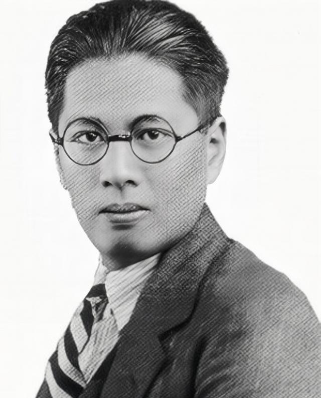 1933年，一个哈佛毕业的经济学博士，管着整个中国的钱袋子，却被自己的亲妹夫当众
