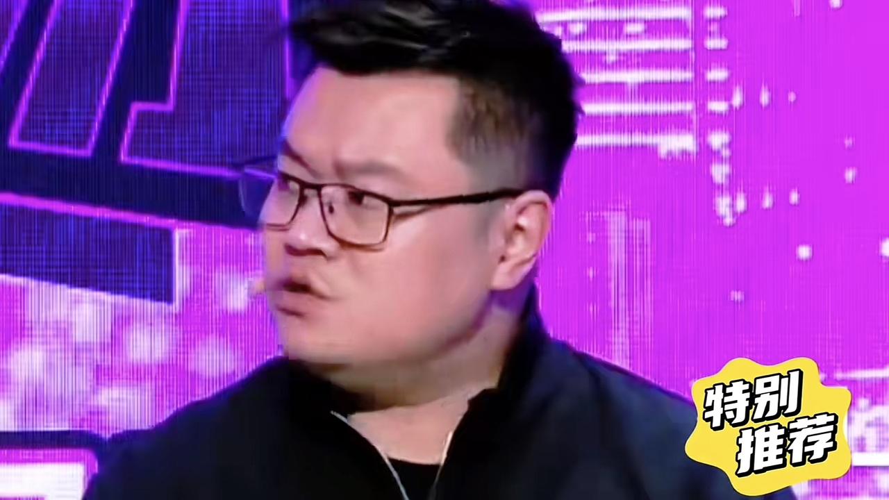 温瑞博淘汰张本：侯英超比赛结束一句话，把大家都逗乐了！其实全场下来，侯英超就