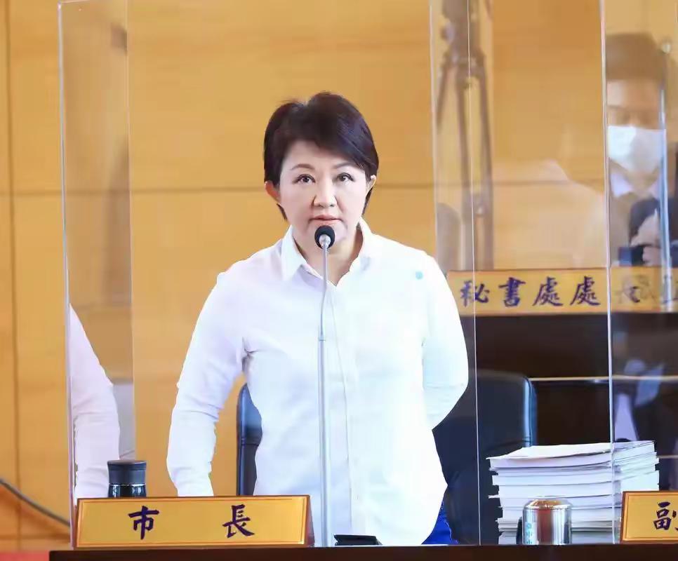 就在刚刚，台中市长卢秀燕发表声明，4月17日，针对岛内燃煤电厂1号、3号预计下个