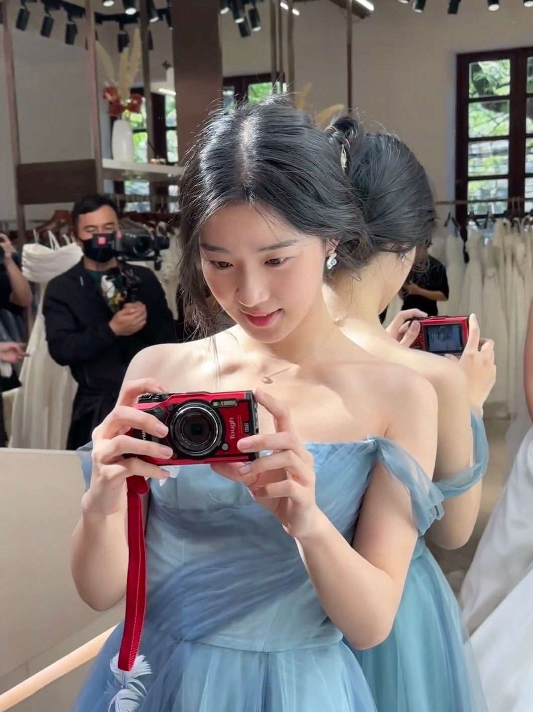 氛围感live图｜卢昱晓｜美的不可方物她是懂氛围感的​​​