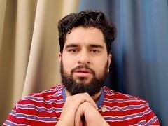 印度网红发视频抱怨：他和妻子在韩国被无故扣留38小时，来到中国后也受到折磨，上厕