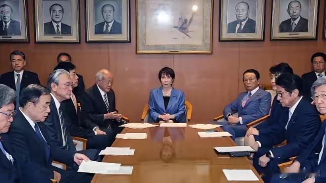 日本对中国的所有强硬，今天被本国议员一句话判了死刑：北方四岛你为什么不去要？高市