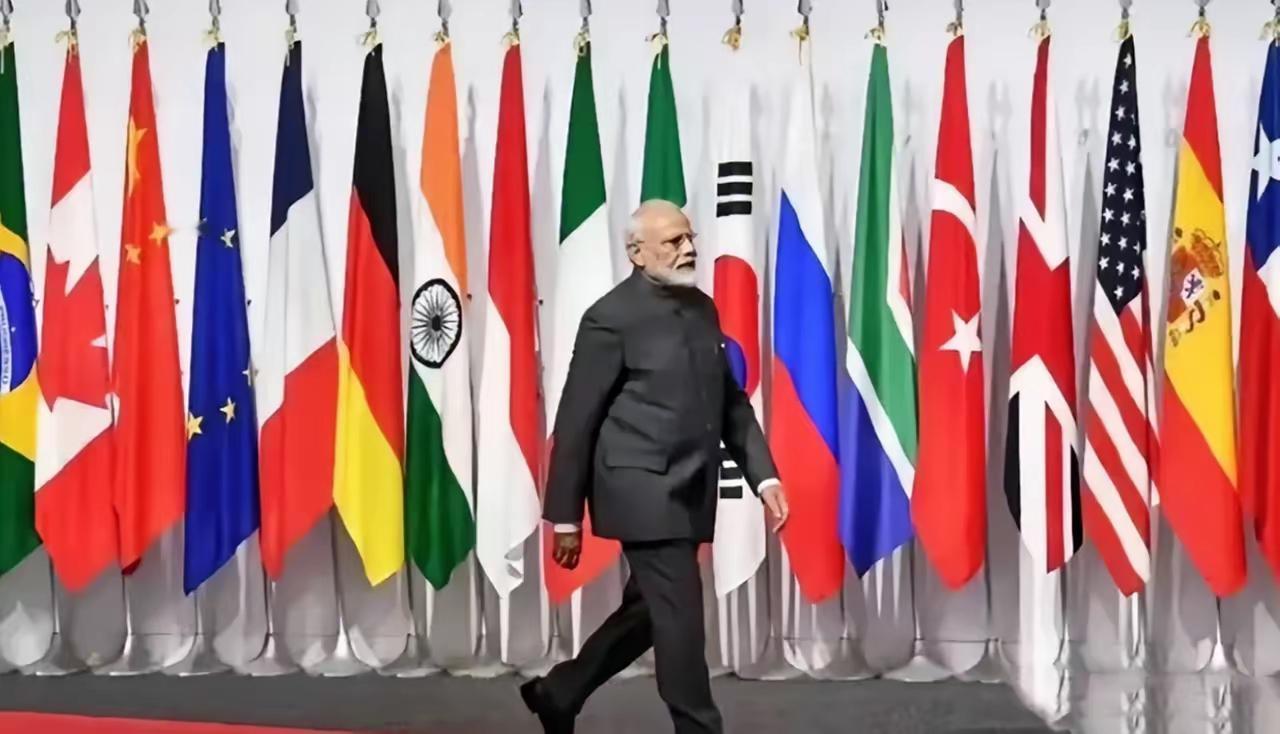 破罐子破摔？印度“喜提”美国最高关税，似乎打算跟特朗普斗到底，用金砖轮值主席国的