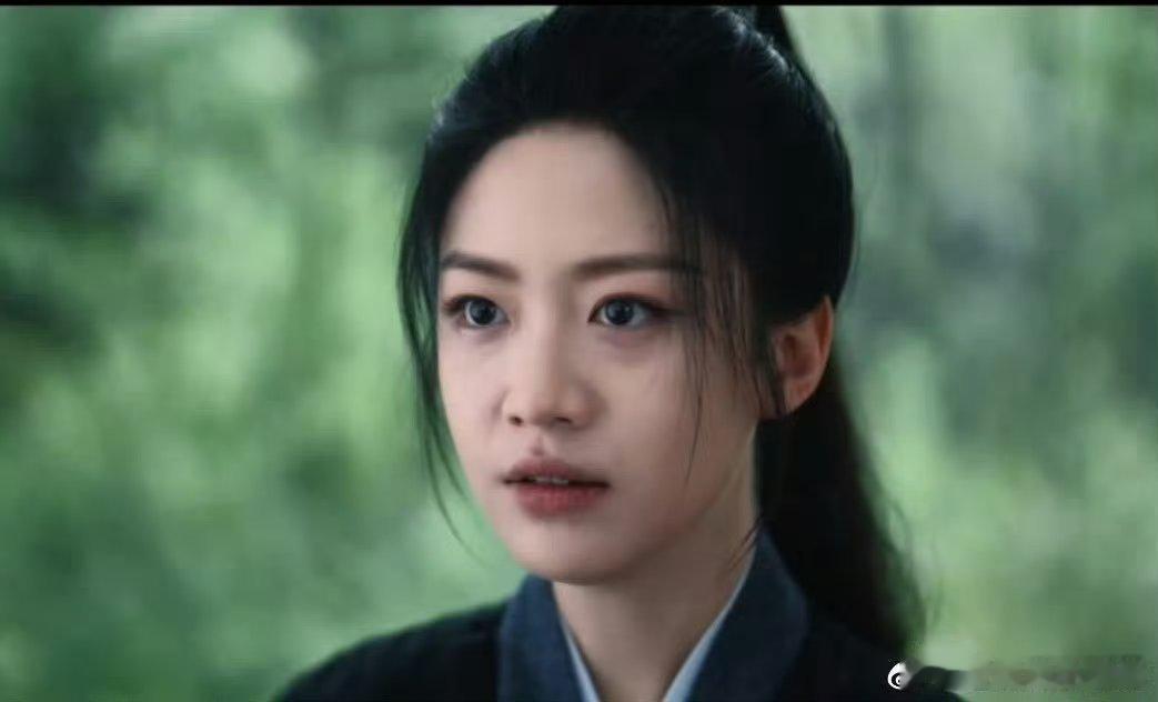 五官都一样但生意人里确实感觉好看了