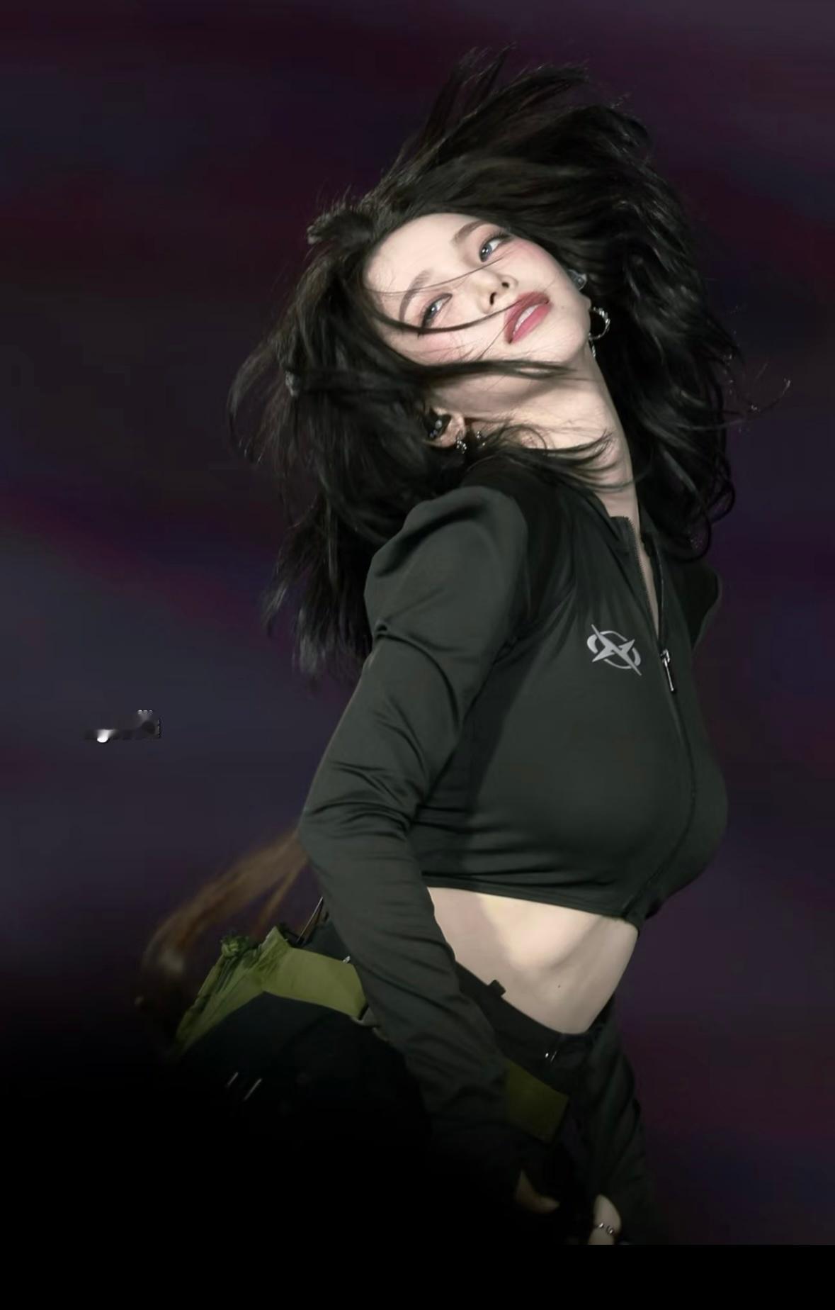 嗑颜bot柳智敏头发丝也带着生命力