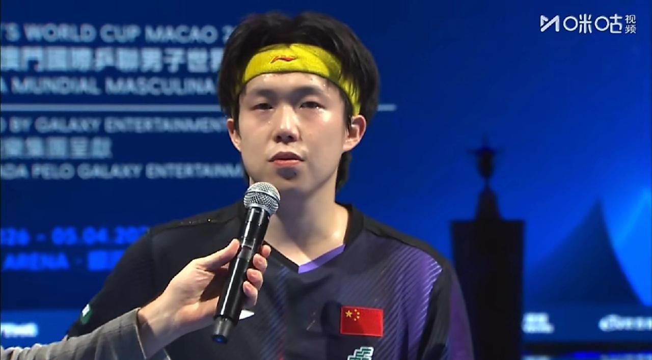 击败雨果.卡尔德拉诺首进世界杯决赛，赛后，王楚钦：力拼新科世界冠军。球迷：两种风