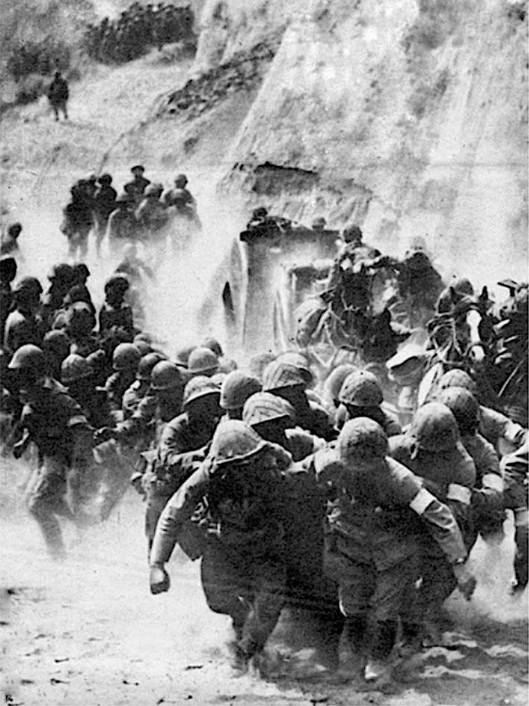 1944年，日本已经穷途末路：为何还能把上百万国军打得全面崩溃？这一年的日