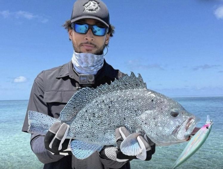 令人惋惜！前NBA状元本西蒙斯真的回家钓鱼了！本西蒙斯在NBA失业之后就选择