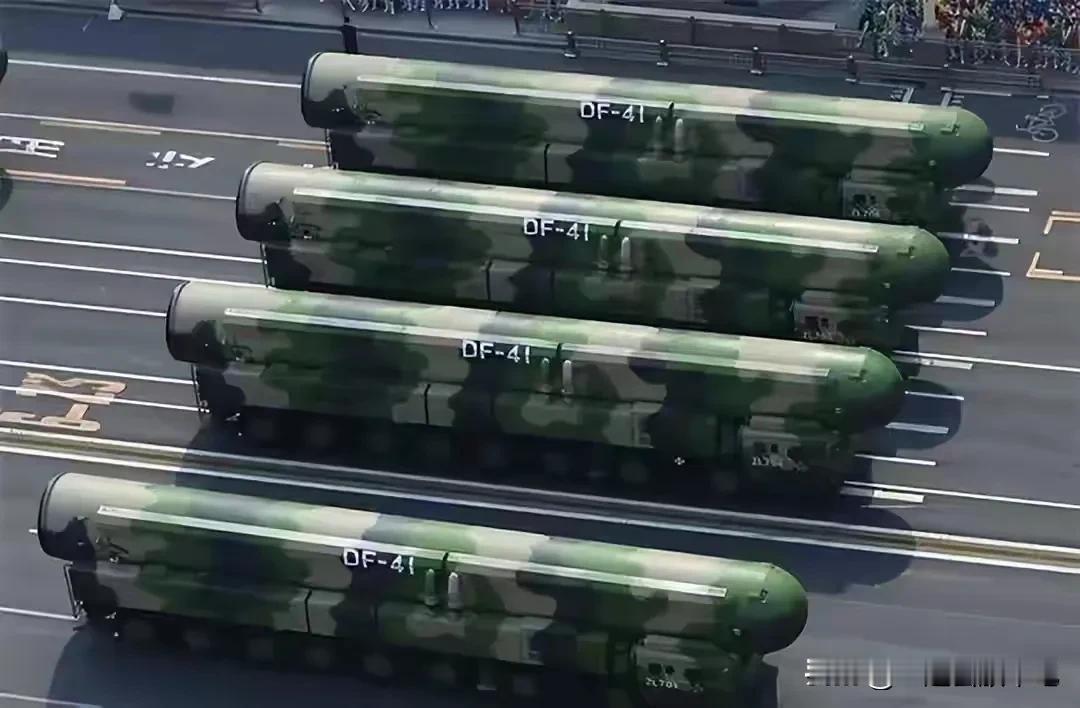 阅兵没有用？那你是大错特错了，中国大阅兵，是秀肌肉，是力量的展示，也是对敌人