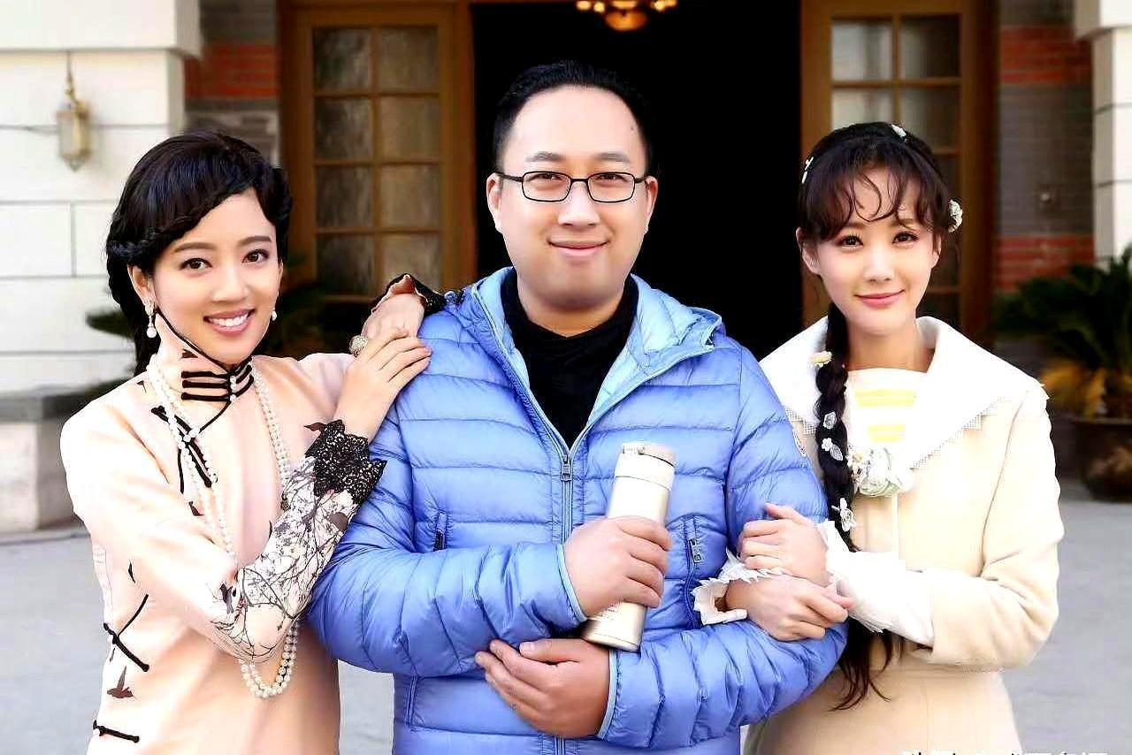 每天1小时力量加49分钟有氧，吃多了睡前再加40分钟。就这么练，三个月愣是