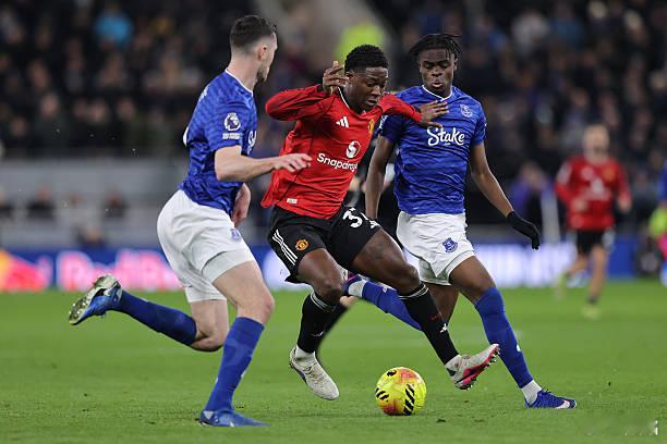 曼联曼联球迷期待的点很多。2亿三叉戟持续高光表现，尤其谢什科连场进球。卡里克不